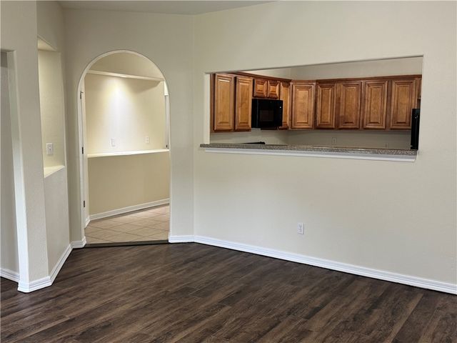 1703 Valor, Siloam Springs, AR 72761