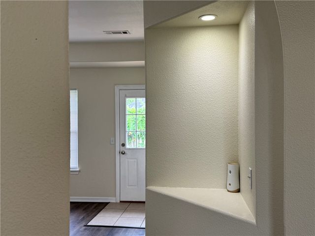 1703 Valor, Siloam Springs, AR 72761