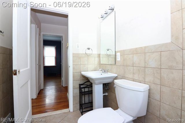 4011 Mildred Street, Wayne, MI 48184