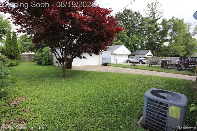 4011 Mildred Street, Wayne, MI 48184