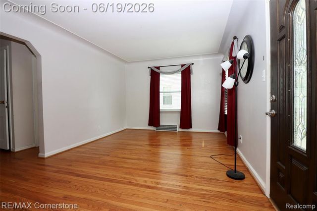 4011 Mildred Street, Wayne, MI 48184