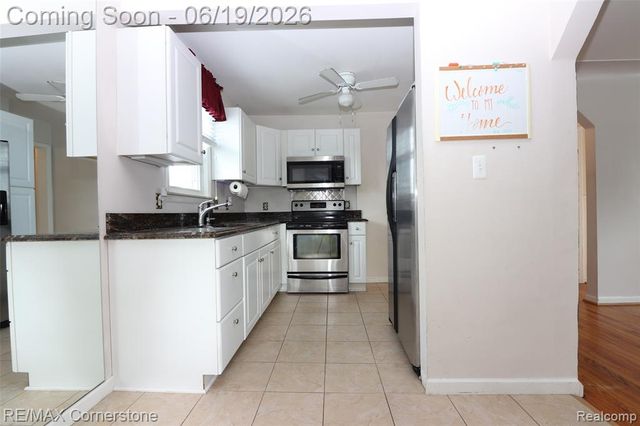 4011 Mildred Street, Wayne, MI 48184