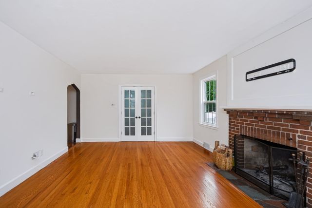 14 Nelson St, Hopedale, MA 01747