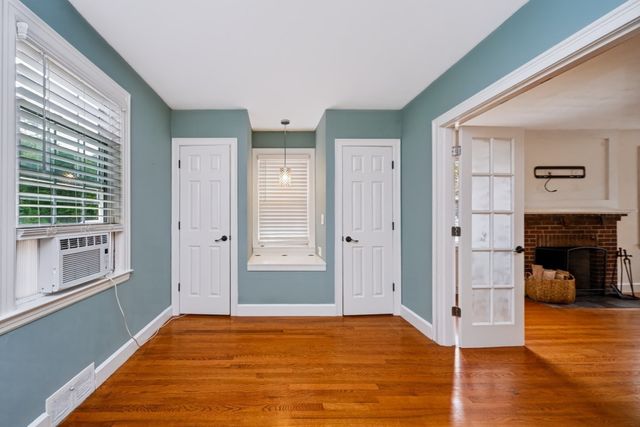 14 Nelson St, Hopedale, MA 01747
