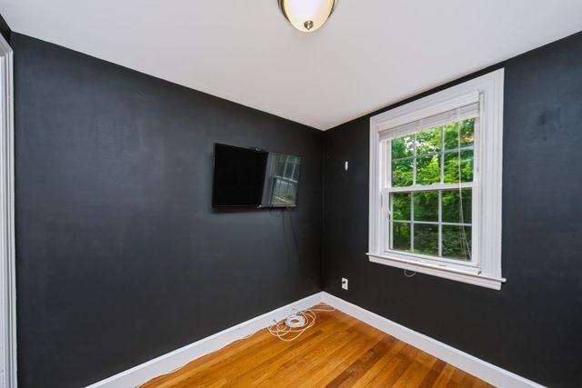 14 Nelson St, Hopedale, MA 01747