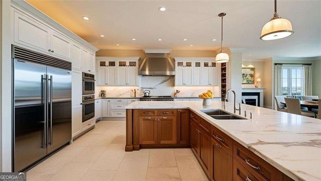 362 OLD IVY Road NE, Atlanta, GA 30342