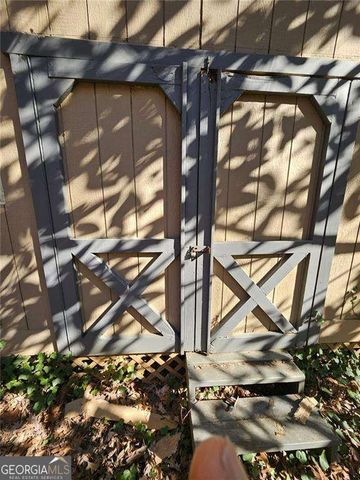 362 OLD IVY Road NE, Atlanta, GA 30342