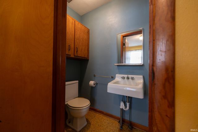 620 S First Street, Van Buren, IN 46991