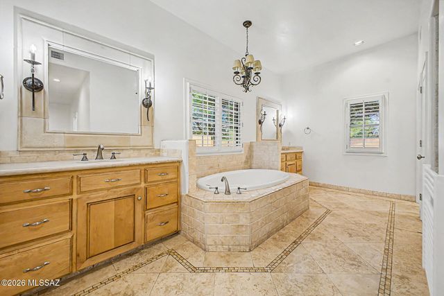 2010 N Forty Niner Drive, Tucson, AZ 85749