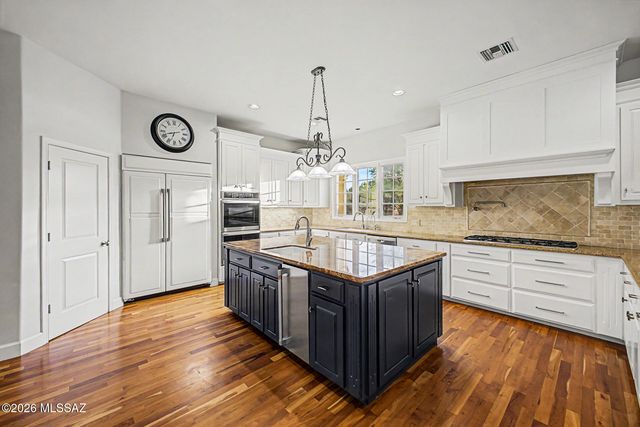 2010 N Forty Niner Drive, Tucson, AZ 85749