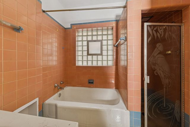 7718 S Kingston Avenue, Chicago, IL 60649