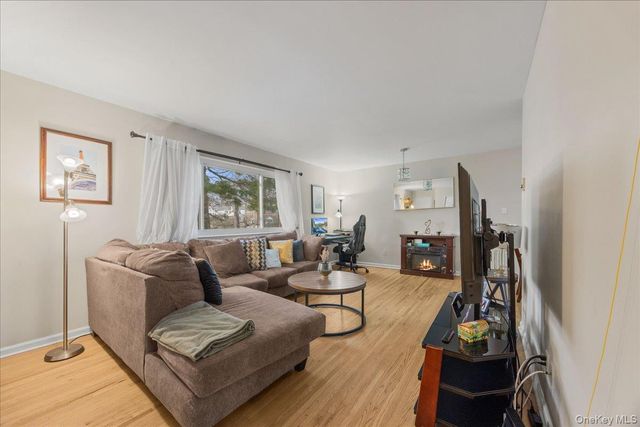 782 Tuckahoe Road 3C, Yonkers, NY 10710