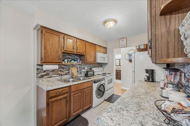 782 Tuckahoe Road 3C, Yonkers, NY 10710