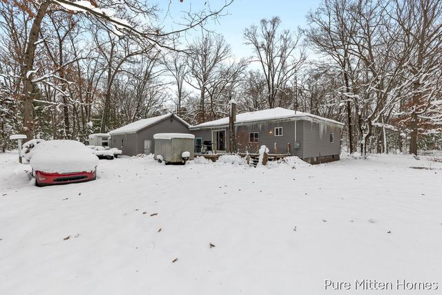 3803 Underwood Drive, Bitely, MI 49309