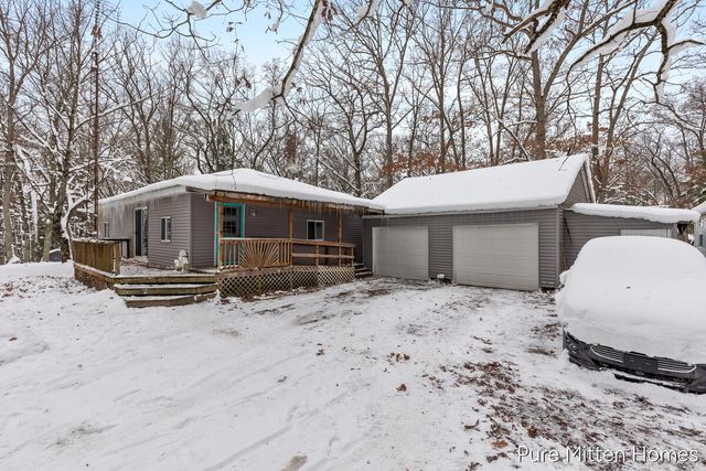 3803 Underwood Drive, Bitely, MI 49309