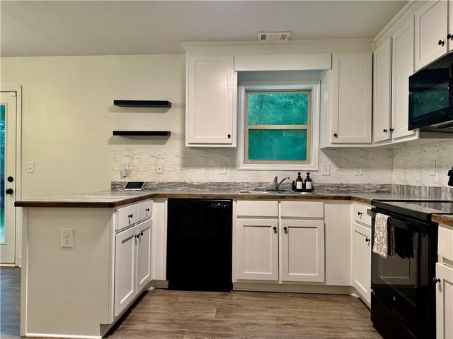 115 BROOKSIDE CT, Lula, GA 30554