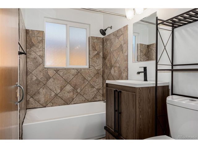 5905 W 37th Pl, Wheat Ridge, CO 80212