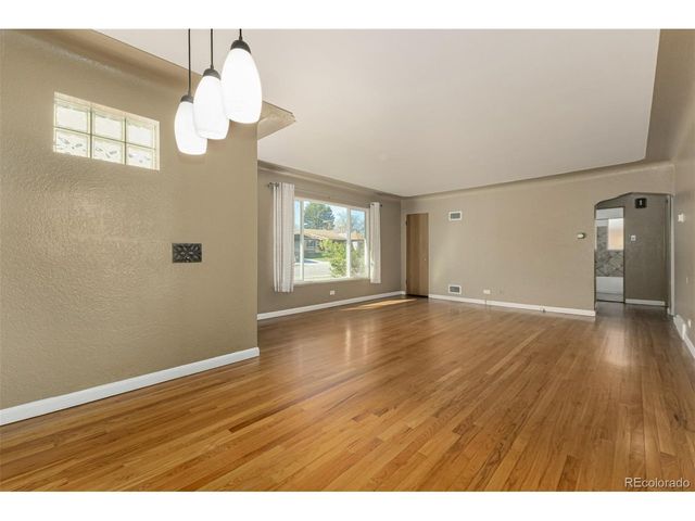 5905 W 37th Pl, Wheat Ridge, CO 80212