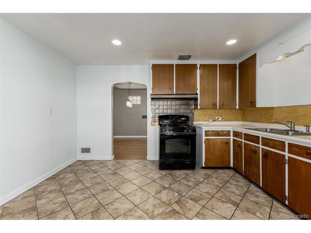 5905 W 37th Pl, Wheat Ridge, CO 80212