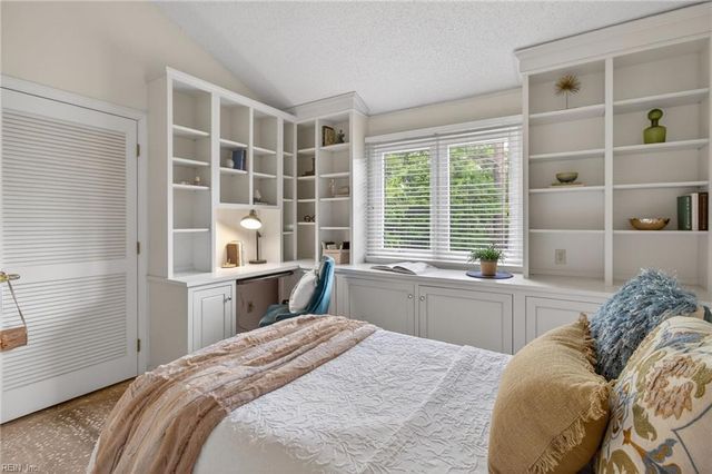 1105 Birdneck Lake DR, Virginia Beach, VA 23451