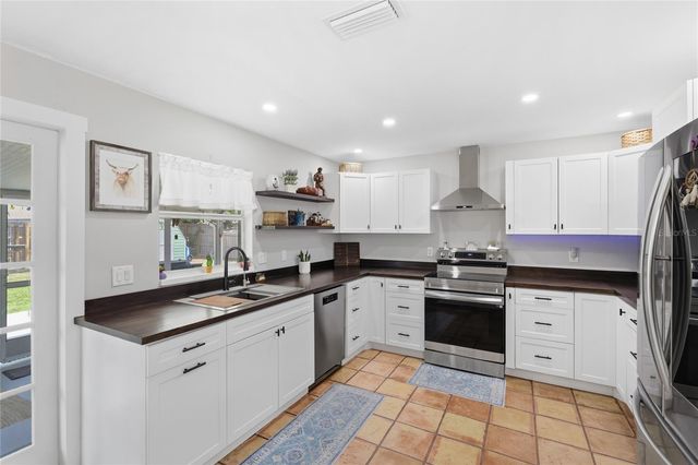 3670 SUNSET BEACH DRIVE, Venice, FL 34293