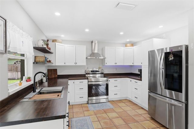 3670 SUNSET BEACH DRIVE, Venice, FL 34293