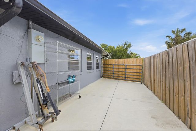 3670 SUNSET BEACH DRIVE, Venice, FL 34293