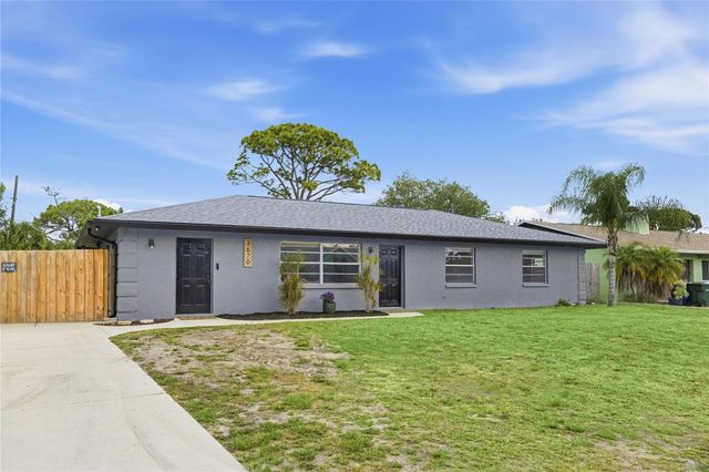 3670 SUNSET BEACH DRIVE, Venice, FL 34293