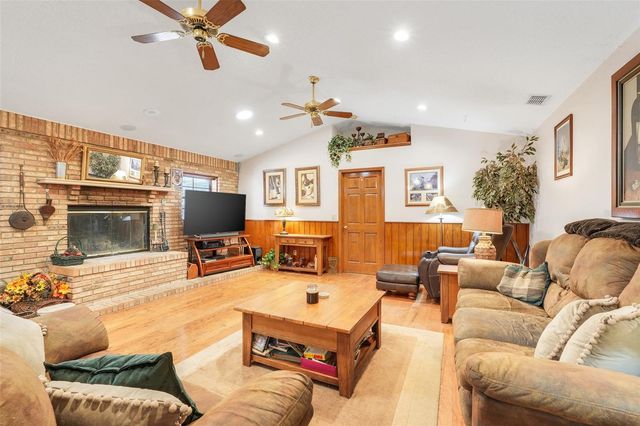 17200 PERU ROAD, Umatilla, FL 32784