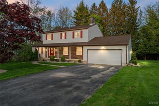 6 Viburnum Place, New Hartford, NY 13413