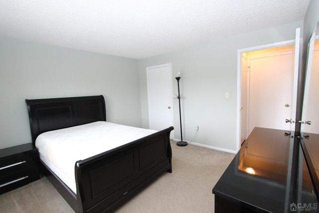 5015 Ravens Crest Drive, Plainsboro, NJ 08536