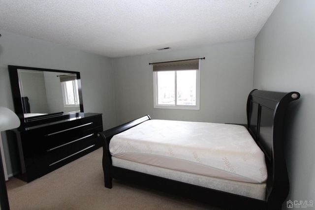 5015 Ravens Crest Drive, Plainsboro, NJ 08536