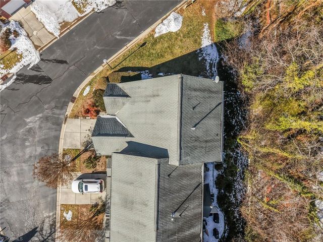 1425 New Garden Road A, Greensboro, NC 27410