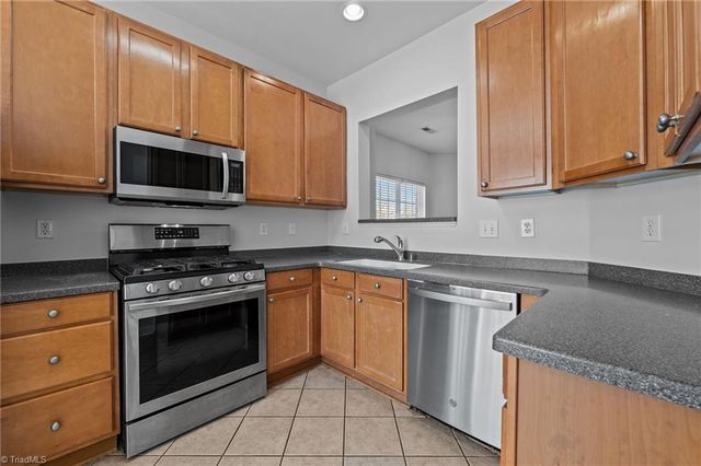 1425 New Garden Road A, Greensboro, NC 27410