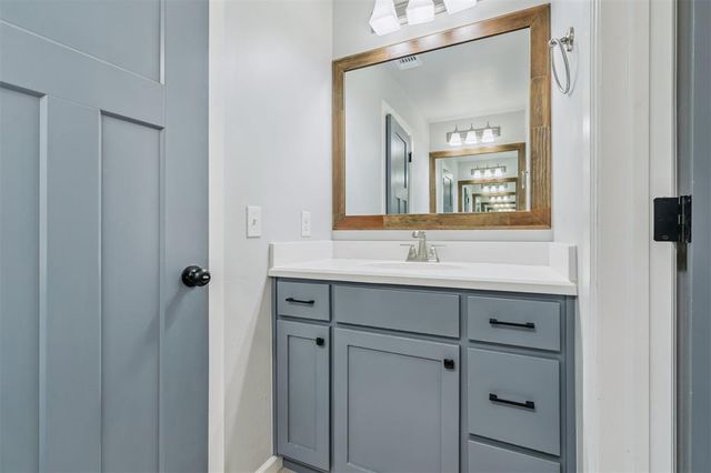 10321 NW 34th Terrace, Yukon, OK 73099