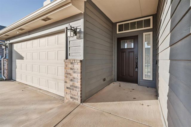 10321 NW 34th Terrace, Yukon, OK 73099