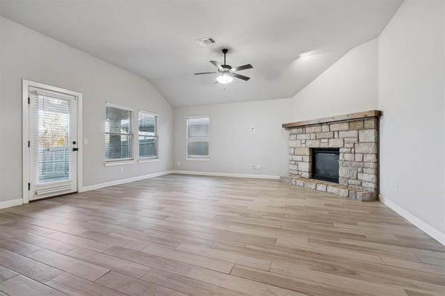 10321 NW 34th Terrace, Yukon, OK 73099