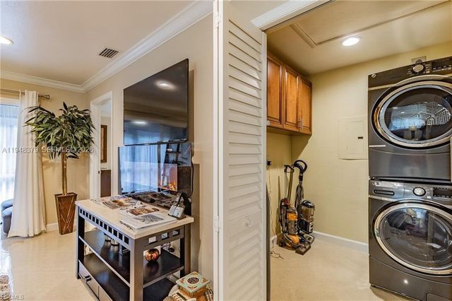 1519 CAPE CORAL PKY W 1, Cape Coral, FL 33914