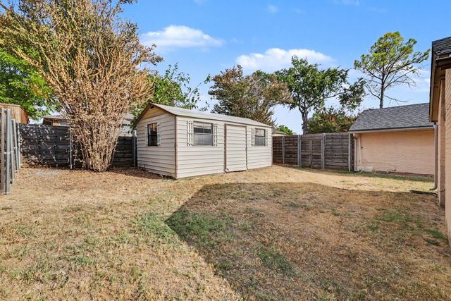 3704 Standridge Drive, Carrollton, TX 75007
