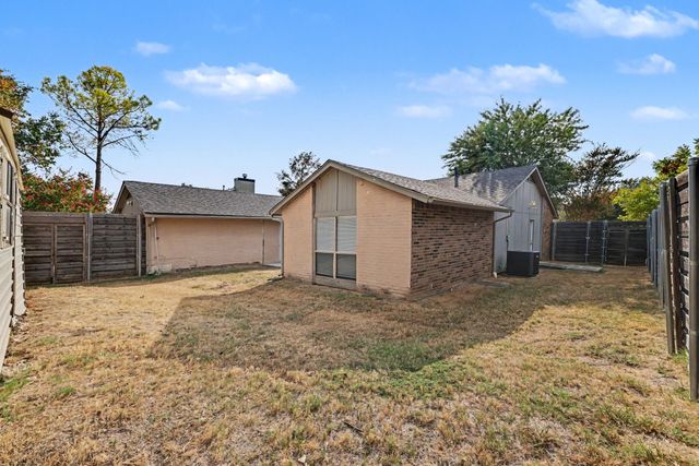 3704 Standridge Drive, Carrollton, TX 75007