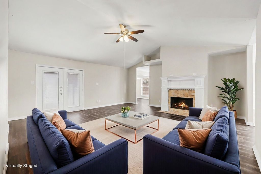 3704 Standridge Drive, Carrollton, TX 75007 — photo 2