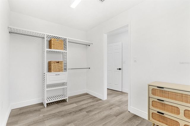 380 COLONY POINT ROAD S, St Petersburg, FL 33705