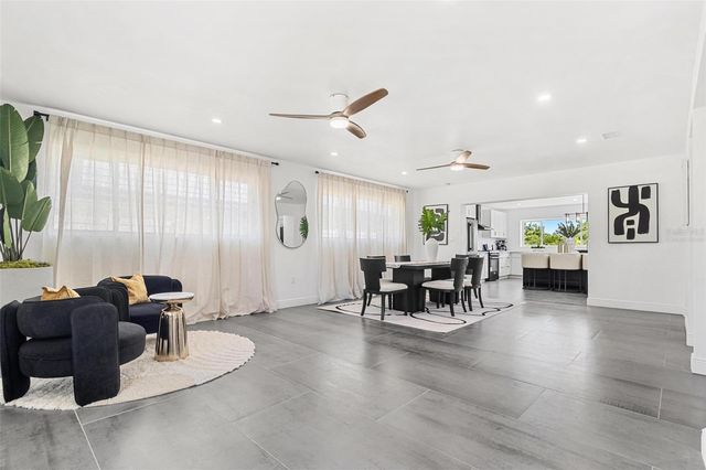 380 COLONY POINT ROAD S, St Petersburg, FL 33705