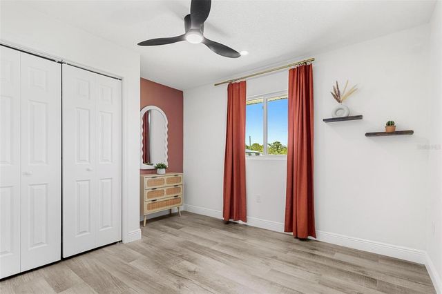 380 COLONY POINT ROAD S, St Petersburg, FL 33705