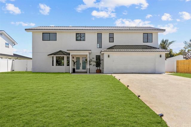 380 COLONY POINT ROAD S, St Petersburg, FL 33705