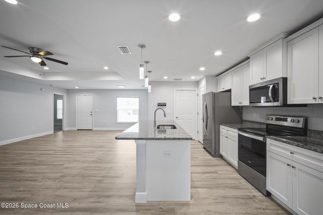1368 Schneider Street SW, Palm Bay, FL 32908