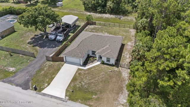 1368 Schneider Street SW, Palm Bay, FL 32908