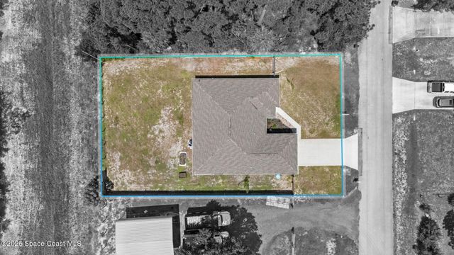 1368 Schneider Street SW, Palm Bay, FL 32908