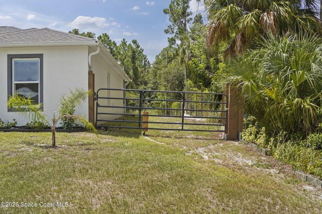 1368 Schneider Street SW, Palm Bay, FL 32908