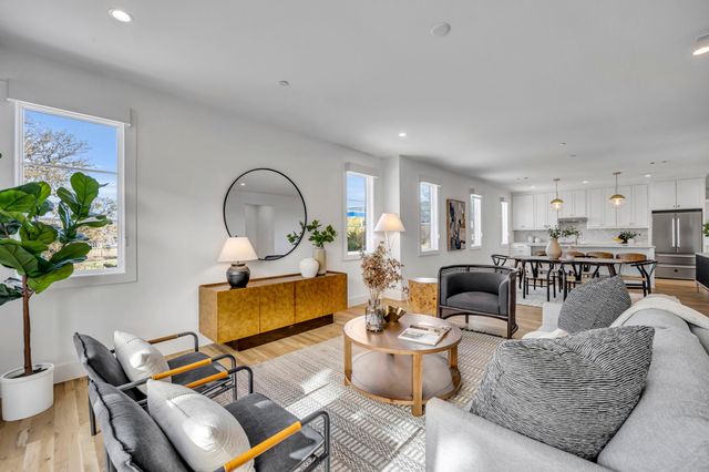 7207 Gaston Avenue 906, Dallas, TX 75206